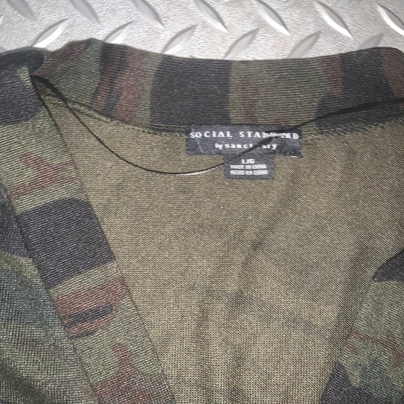 Anthropologie social standard camo cardigan NWOT classic Boho casual summer fall - Picture 3 of 3